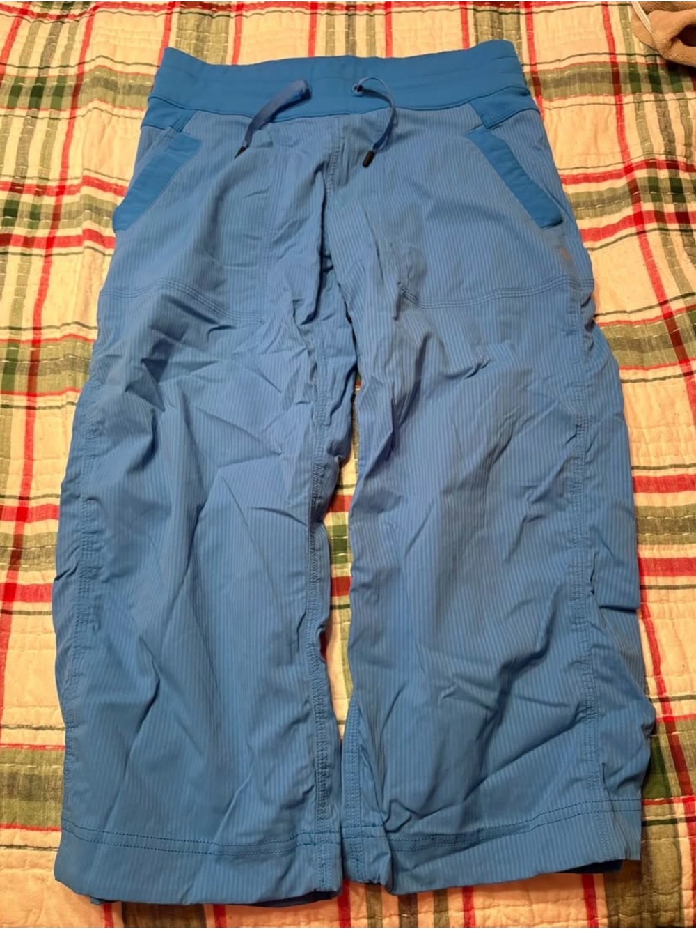 Woman’s Lululemon Drawstring Dance Studio Capri Pants - Blue